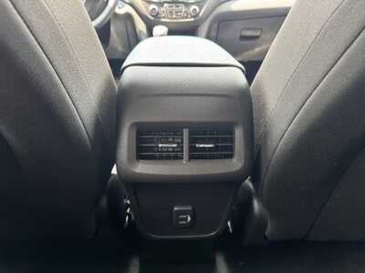 2024 Chevrolet Equinox, $23999. Photo 9