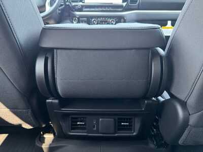 2026 Chevrolet 3500 Crew Cab, $61060.0. Photo 9