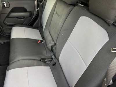 2020 Jeep Gladiator, $22549. Photo 8