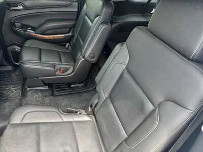 2018 Chevrolet Suburban, $24999. Photo 9