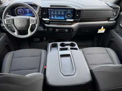 2026 Chevrolet 1500 Crew Cab, $48905.0. Photo 11