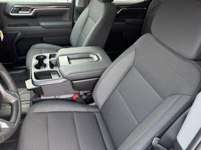 2026 Chevrolet 1500 Crew Cab, $48905.0. Photo 6