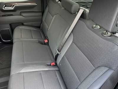 2026 Chevrolet 1500 Crew Cab, $48905.0. Photo 8
