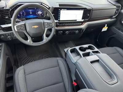 2026 Chevrolet 1500 Crew Cab, $52170.0. Photo 10