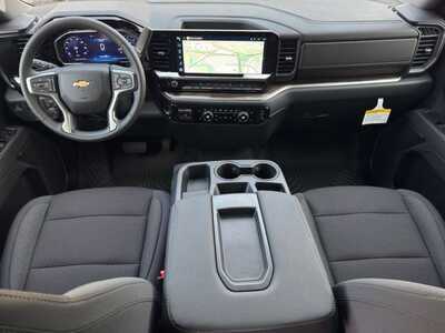 2026 Chevrolet 1500 Crew Cab, $52170.0. Photo 11