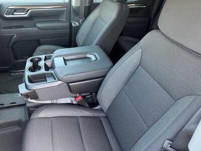 2026 Chevrolet 1500 Crew Cab, $52170.0. Photo 6