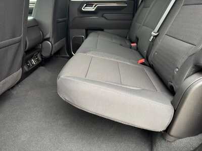 2026 Chevrolet 3500 Crew Cab, $65490.0. Photo 7