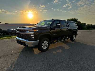 2021 Chevrolet 2500 Crew Cab, $41999. Photo 11