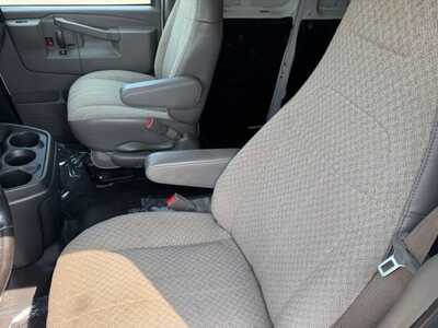 2021 GMC Van,Cargo, $22998. Photo 6