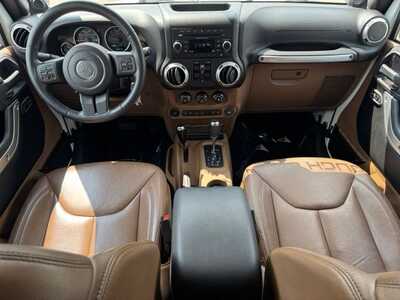 2013 Jeep Wrangler Unlimited, $20999. Photo 10