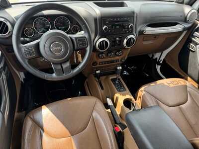 2013 Jeep Wrangler Unlimited, $20999. Photo 9