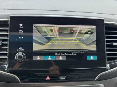 2019 Honda Pilot, $24295. Photo 4