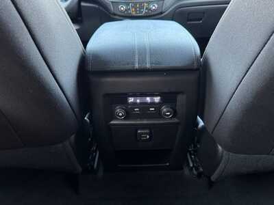 2023 Chevrolet Traverse, $27998. Photo 10