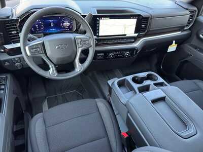 2026 Chevrolet 1500 Crew Cab, $48905.0. Photo 10