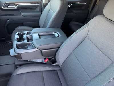 2026 Chevrolet 1500 Crew Cab, $52170.0. Photo 6