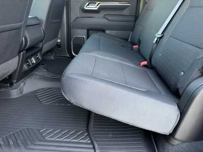 2026 Chevrolet 1500 Crew Cab, $52170.0. Photo 7