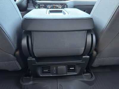 2026 Chevrolet 1500 Crew Cab, $52170.0. Photo 9
