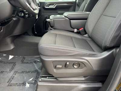 2026 Chevrolet 1500 Crew Cab, $58235.0. Photo 5