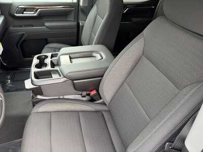 2026 Chevrolet 1500 Crew Cab, $58235.0. Photo 6