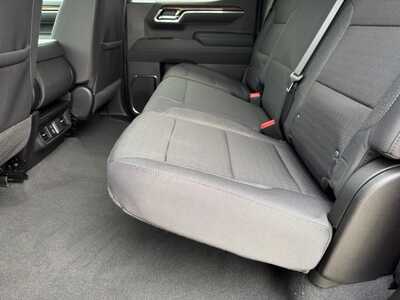 2026 Chevrolet 1500 Crew Cab, $58235.0. Photo 7