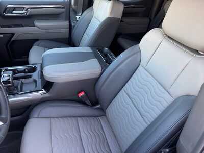 2026 Chevrolet 1500 Crew Cab, $71270.0. Photo 6