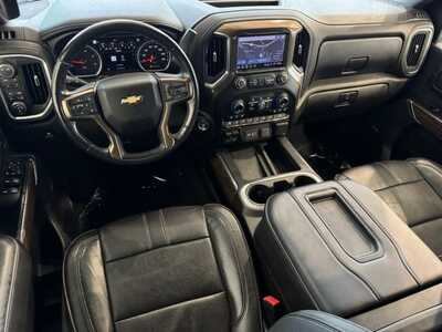 2021 Chevrolet 3500 Crew Cab, $57049. Photo 10