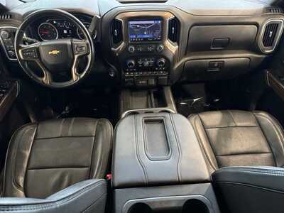 2021 Chevrolet 3500 Crew Cab, $57049. Photo 11