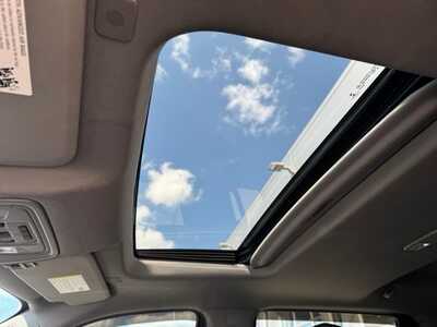 2022 Chevrolet 1500 Crew Cab, $40695. Photo 7
