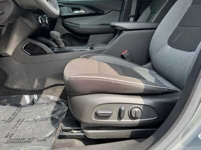 2023 Chevrolet TrailBlazer, $22999. Photo 5