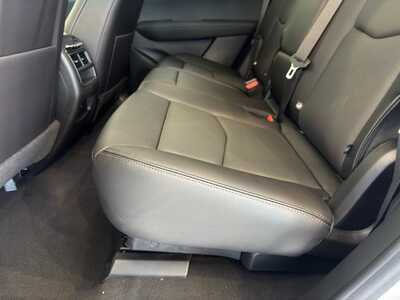 2026 Cadillac XT5, $60470.0. Photo 9