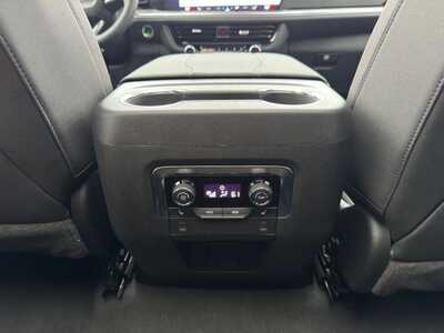 2026 Chevrolet Suburban, $75549.0. Photo 11
