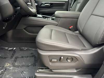 2026 Chevrolet Suburban, $75549.0. Photo 5