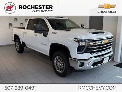 2026 Chevrolet 3500 Crew Cab, $82945.0. Photo 1