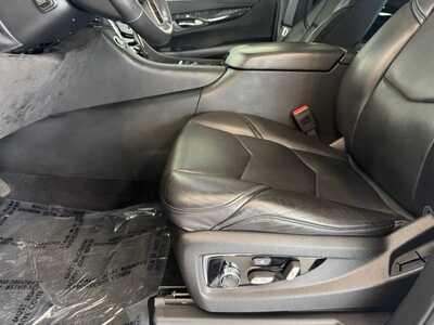 2016 Cadillac Escalade, $26499. Photo 5