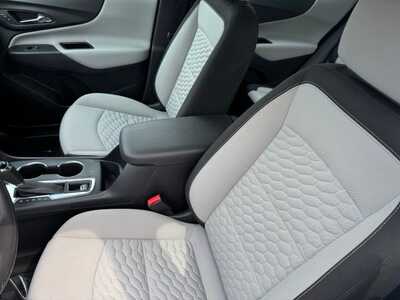 2020 Chevrolet Equinox, $16498. Photo 6