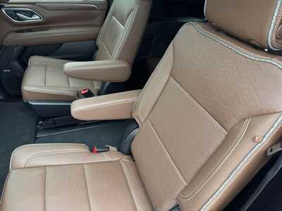 2023 Chevrolet Suburban, $58149. Photo 9