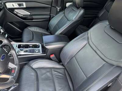 2021 Ford Explorer, $27199. Photo 6