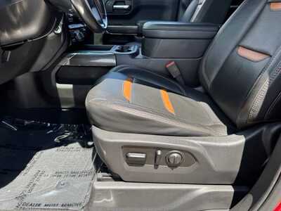 2021 GMC Sierra 1500, $41699. Photo 5