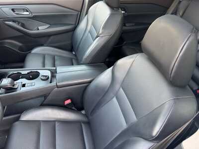 2023 Nissan Rogue, $17949. Photo 6