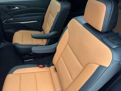 2027 Chevrolet Traverse, $53535.0. Photo 9