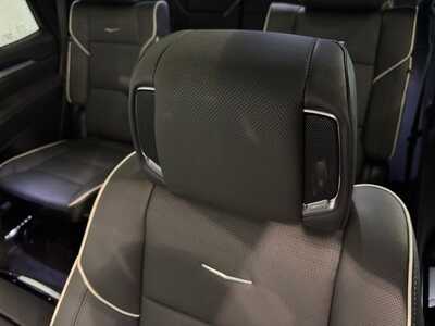 2026 Cadillac Escalade, $114235.0. Photo 7