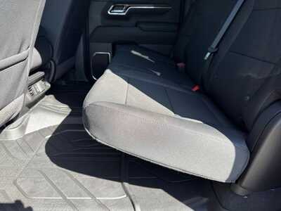 2026 Chevrolet 1500 Crew Cab, $48905.0. Photo 7