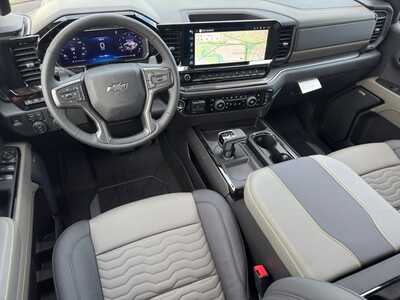 2026 Chevrolet 1500 Crew Cab, $71385.0. Photo 11