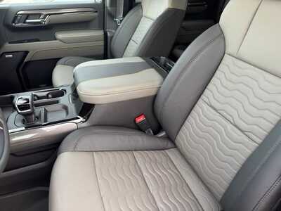 2026 Chevrolet 1500 Crew Cab, $71385.0. Photo 6