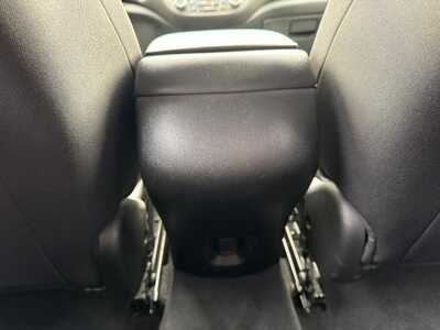 2023 Chevrolet Malibu, $19549. Photo 9