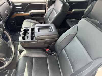 2018 Chevrolet 1500 Crew Cab, $23999. Photo 6