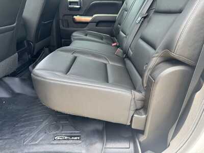 2018 Chevrolet 1500 Crew Cab, $23999. Photo 7