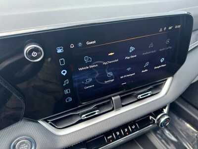 2027 Chevrolet Equinox, $30349.0. Photo 2