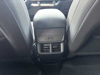 2027 Chevrolet Equinox, $30349.0. Photo 9