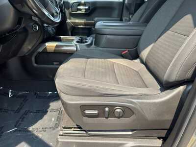 2022 Chevrolet 1500 Crew Cab, $31999. Photo 5